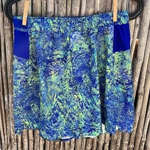 lululemon short- lined M